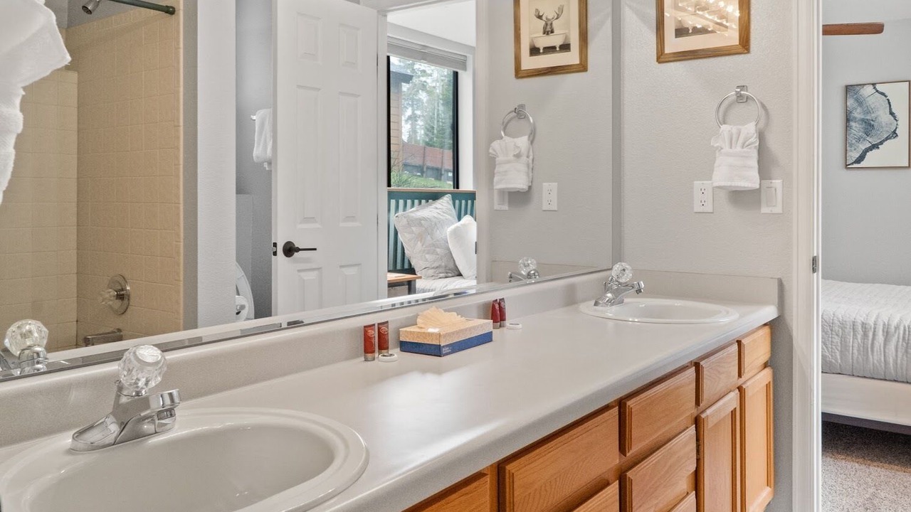 Photo of Bathroom in Park Forest Estates