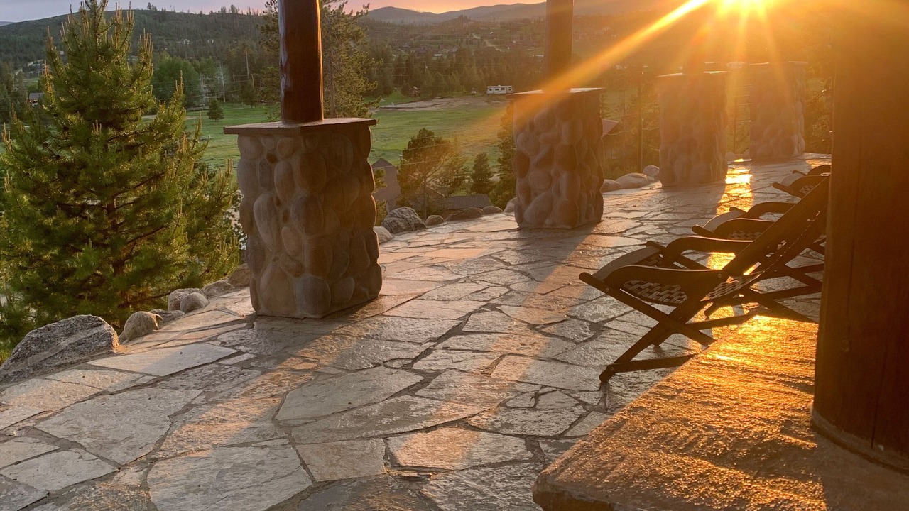 Photo of Patio Balcony in Grand Lake