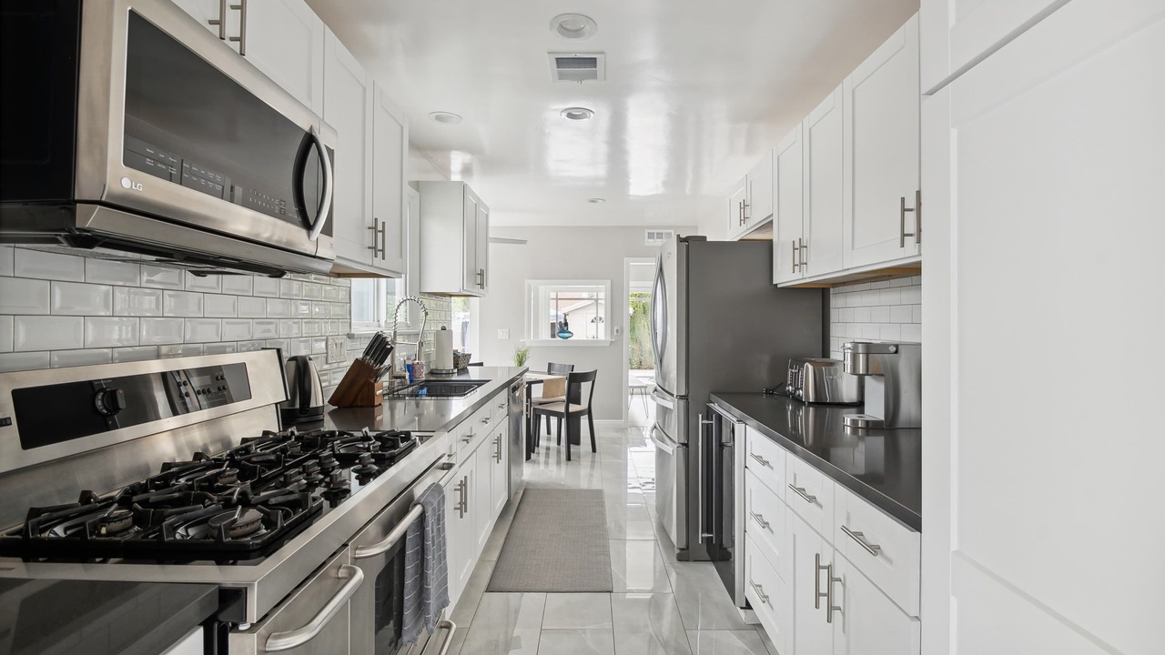 Photo of Kitchen in Reseda
