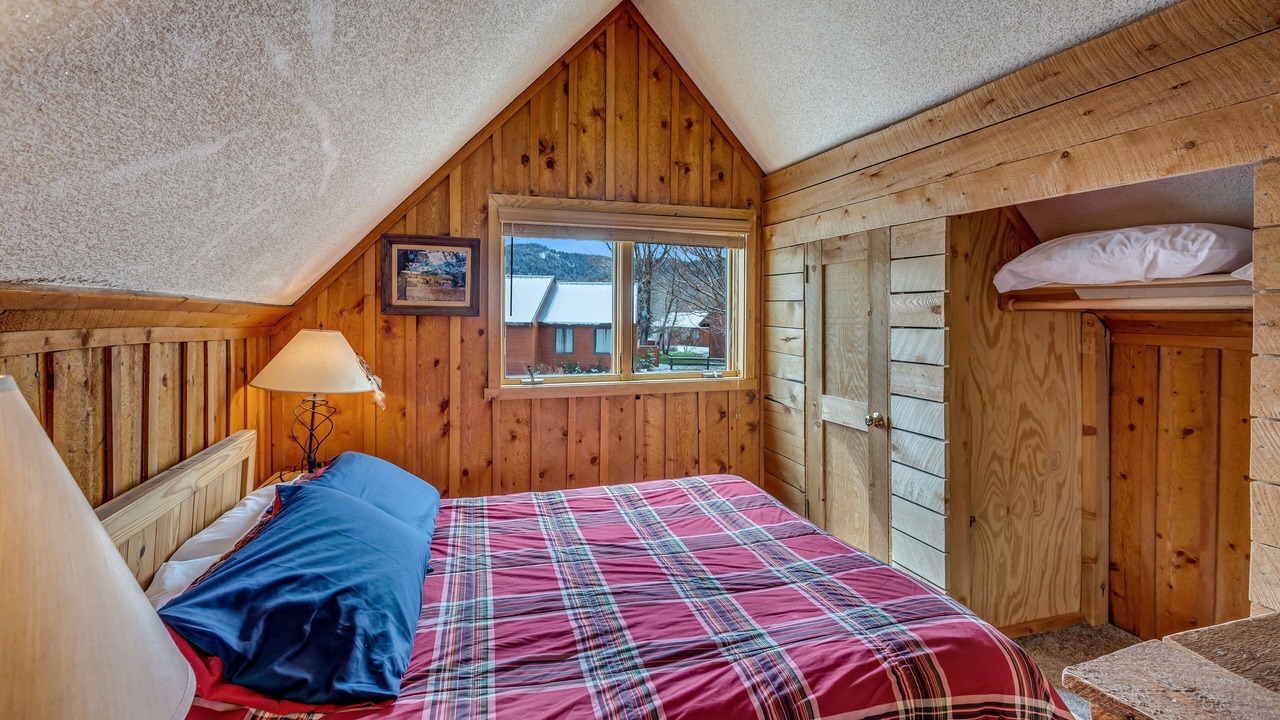 Photo of Bedroom in Clark