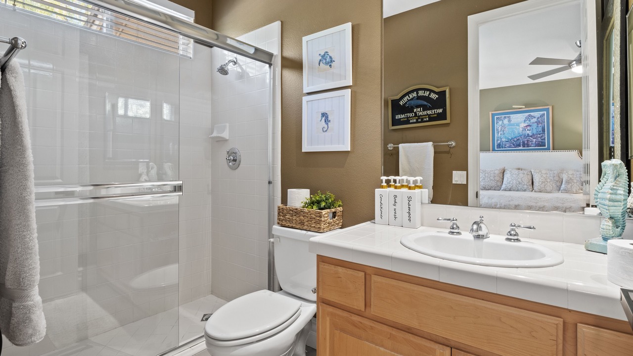 Photo of Bathroom in Castaic