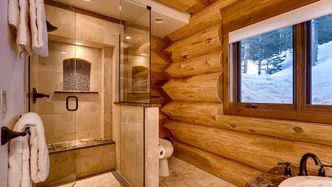 Photo of Bathroom in Baldy Mountain