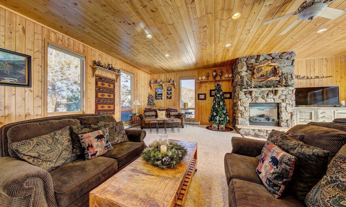 Photo of Livingroom in Carriage Hills