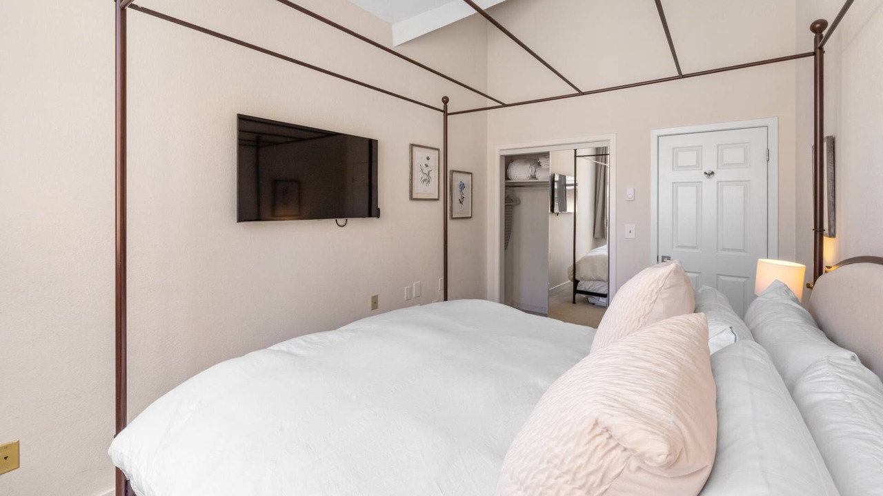 Photo of Bedroom in Mountain Village