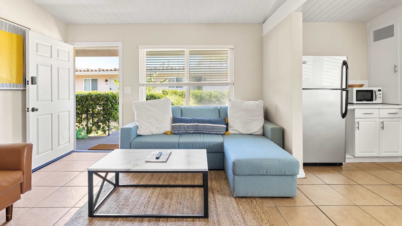 Photo of Livingroom in West Beach