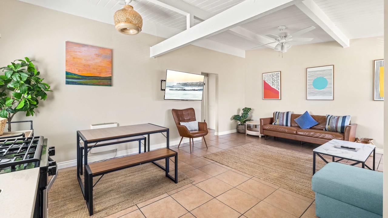 Photo of Livingroom in West Beach