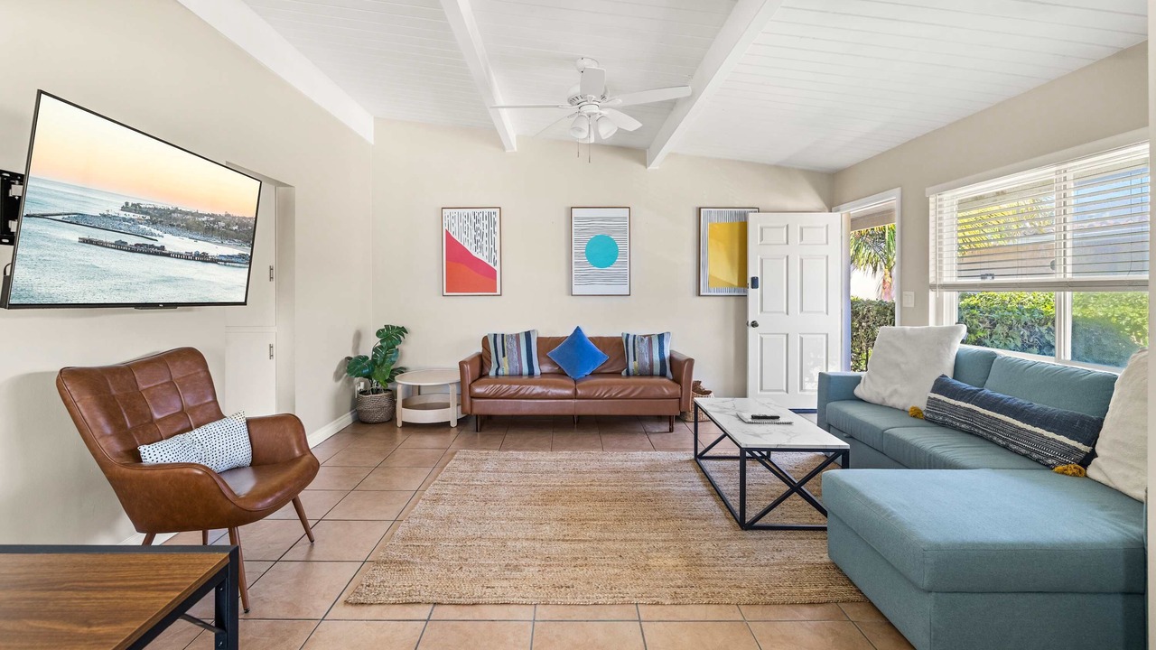Photo of Livingroom in West Beach