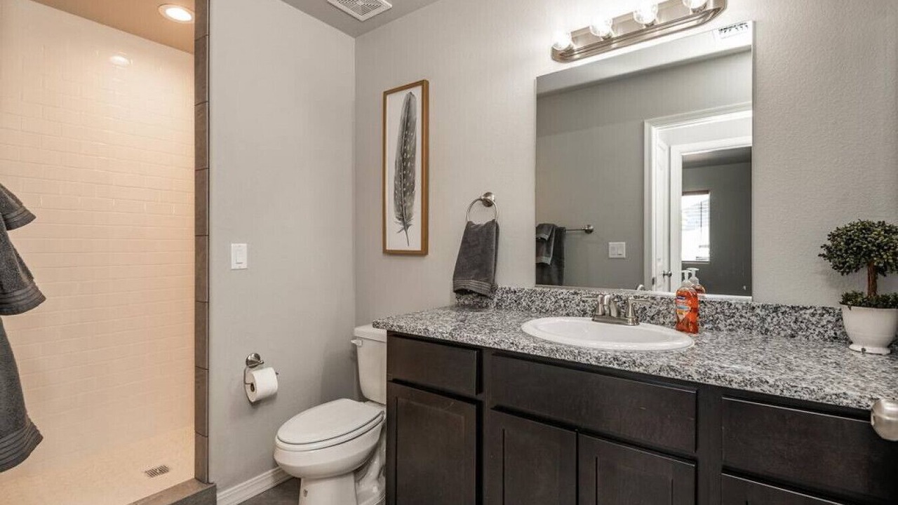 Photo of Bathroom in Kingman