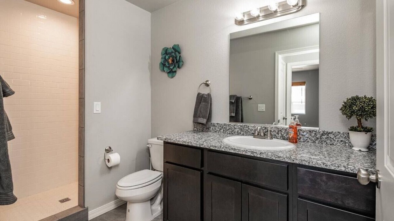 Photo of Bathroom in Kingman