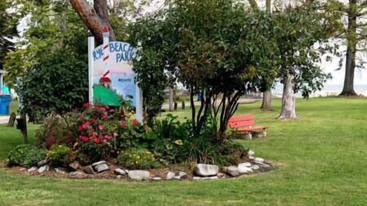 Photo of Others in Huron