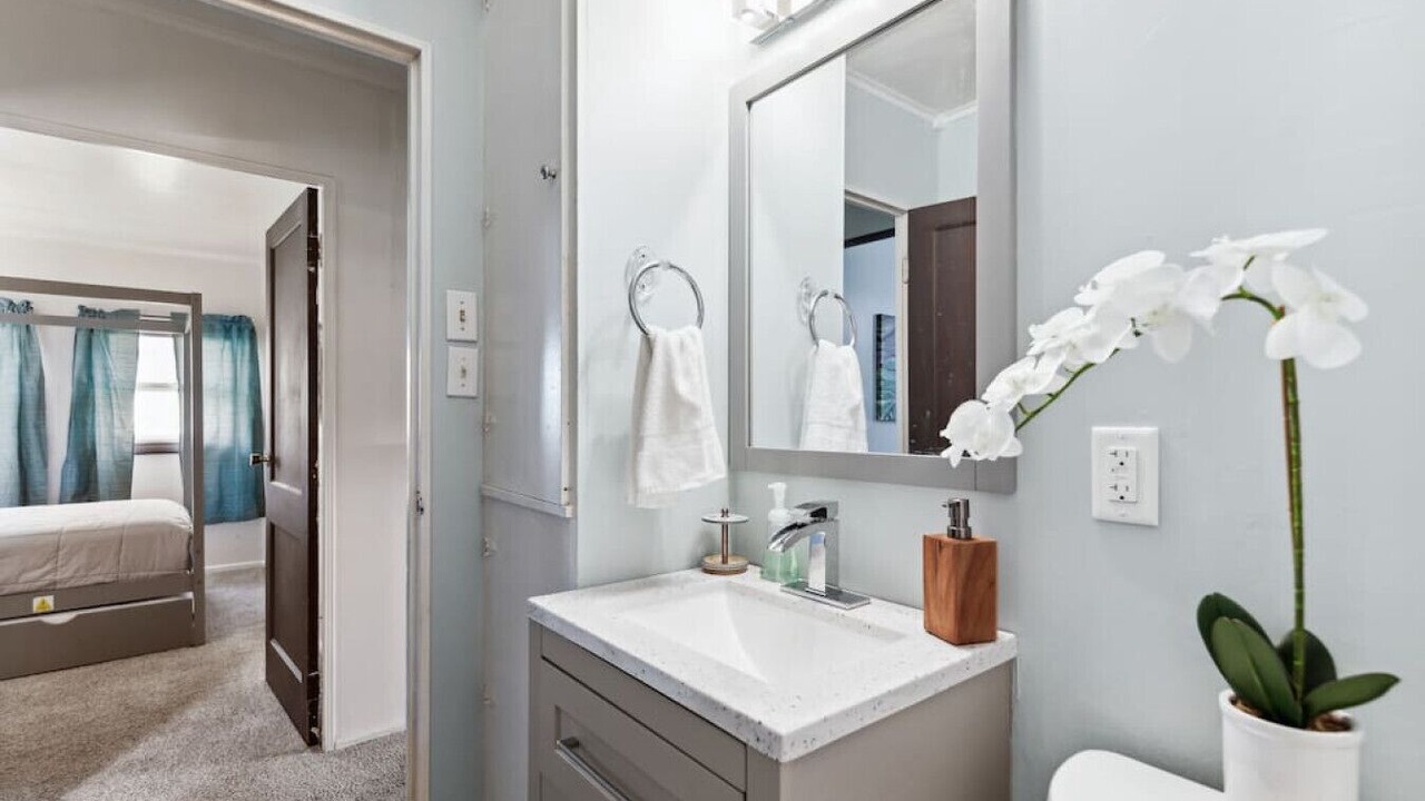 Photo of Bathroom in Cuyahoga Falls
