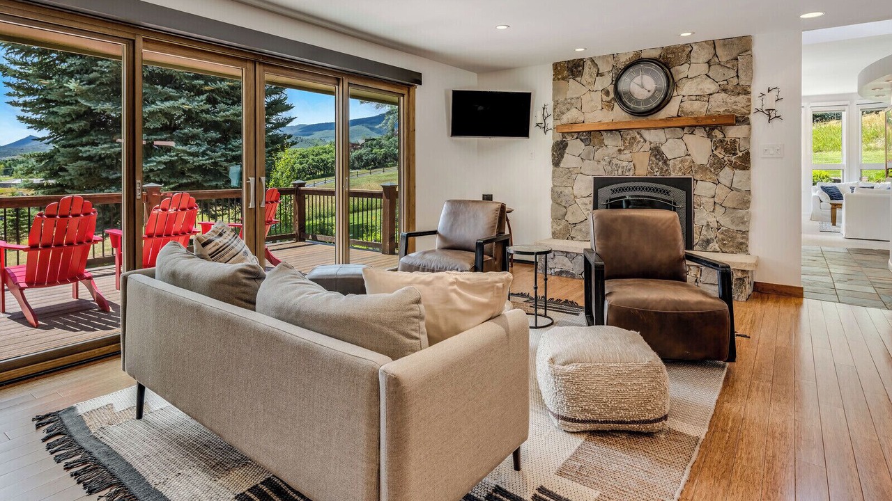 Photo of Livingroom in Glenwood Springs