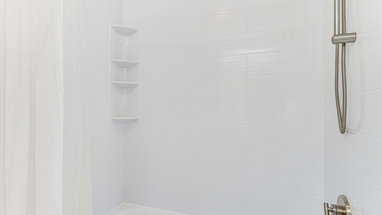 Photo of Bathroom in Lakeside Village