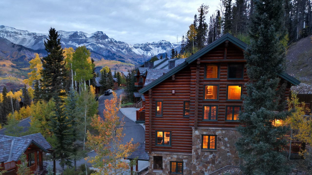 Photo of Others in Mountain Village