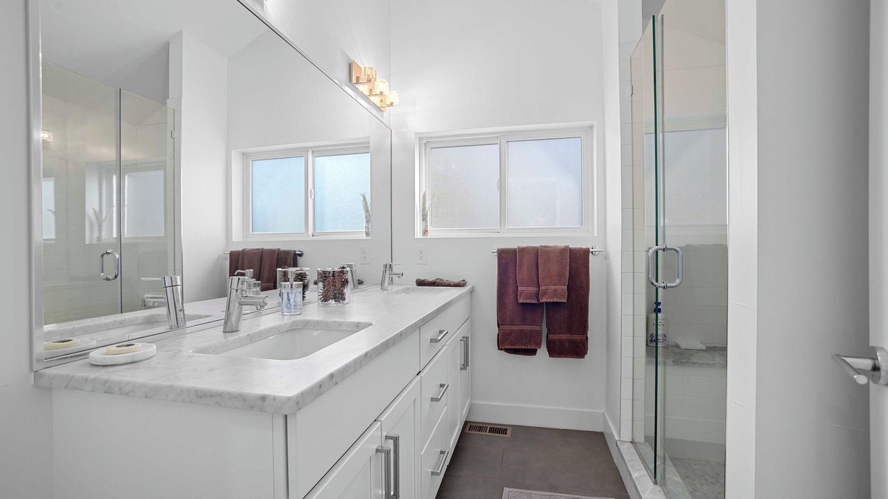 Photo of Bathroom in Five Points