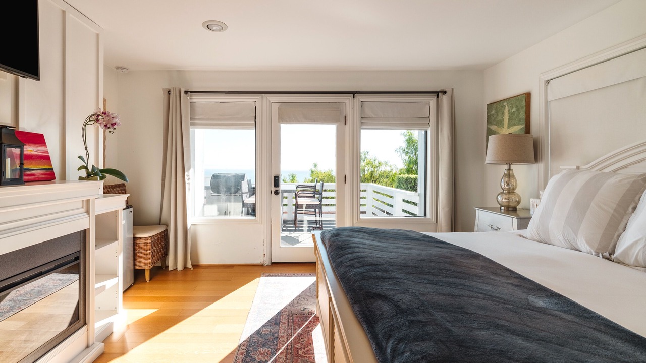 Photo of Bedroom in Summerland