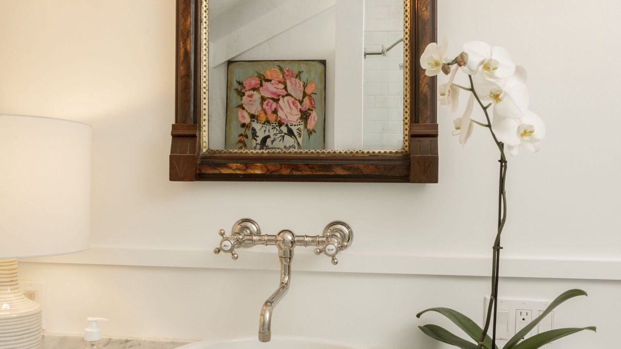 Photo of Bathroom in Alta Mesa