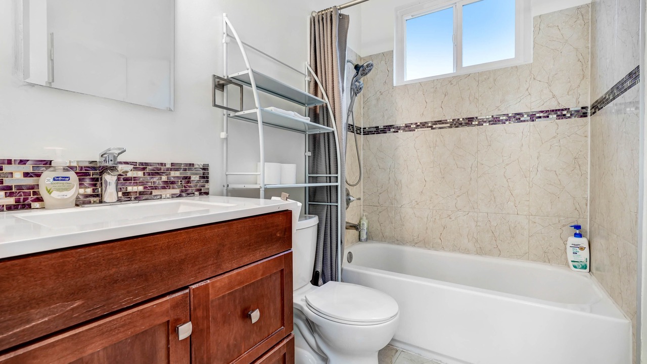 Photo of Bathroom in Alhambra