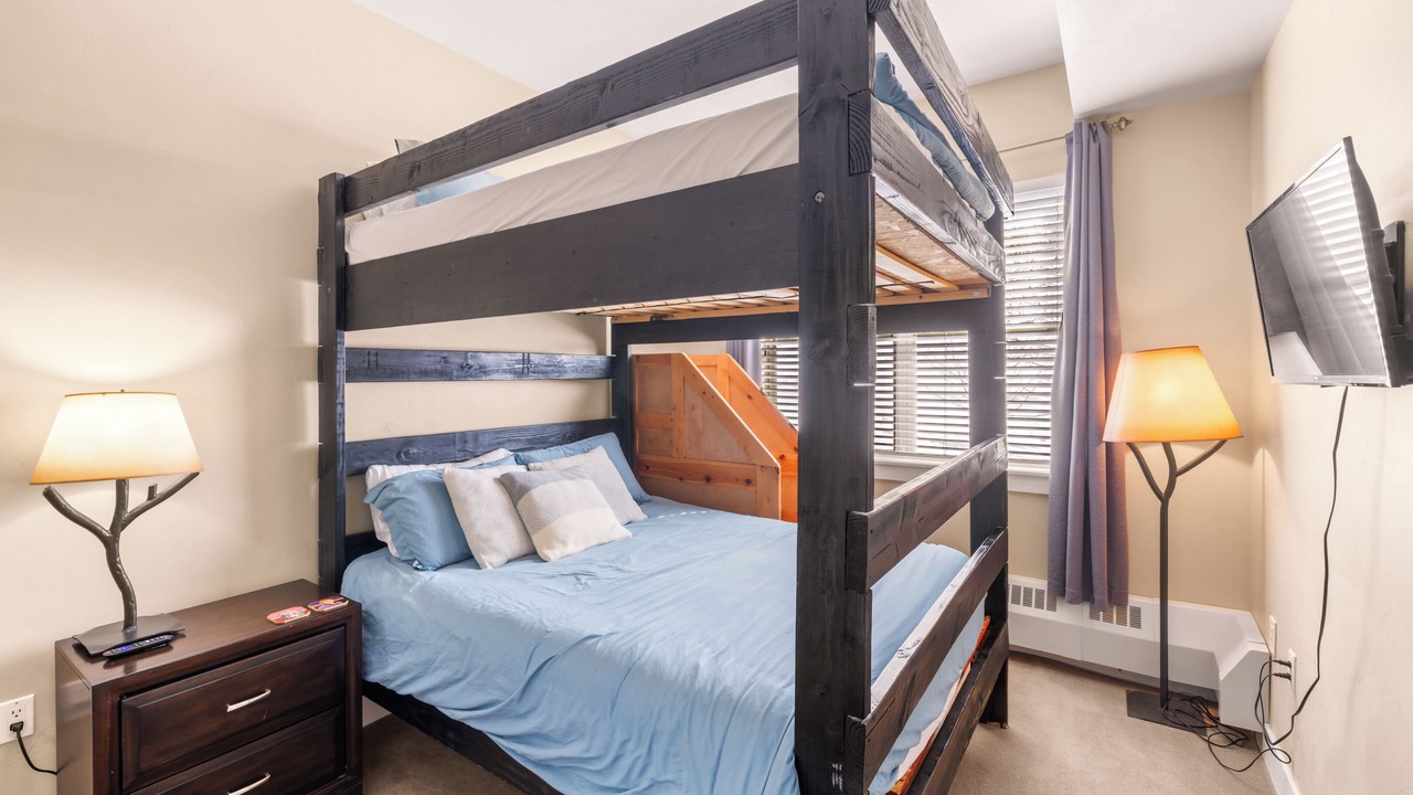 Photo of Bedroom in Silvercreek