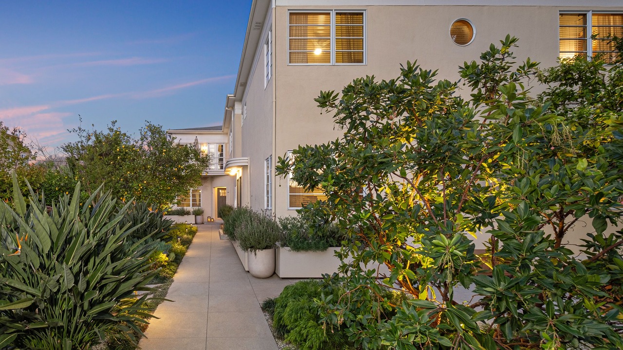 Photo of Outdoor in Beverly Grove