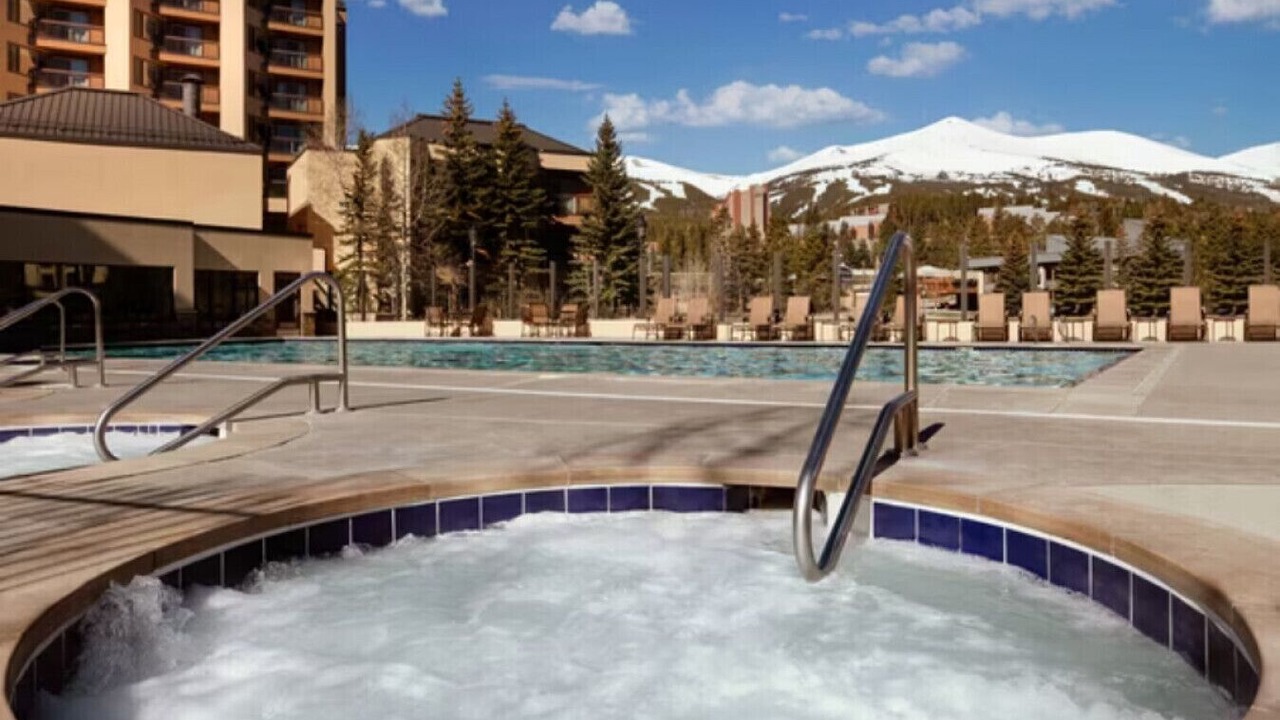 Photo of Outdoor in Peak 9