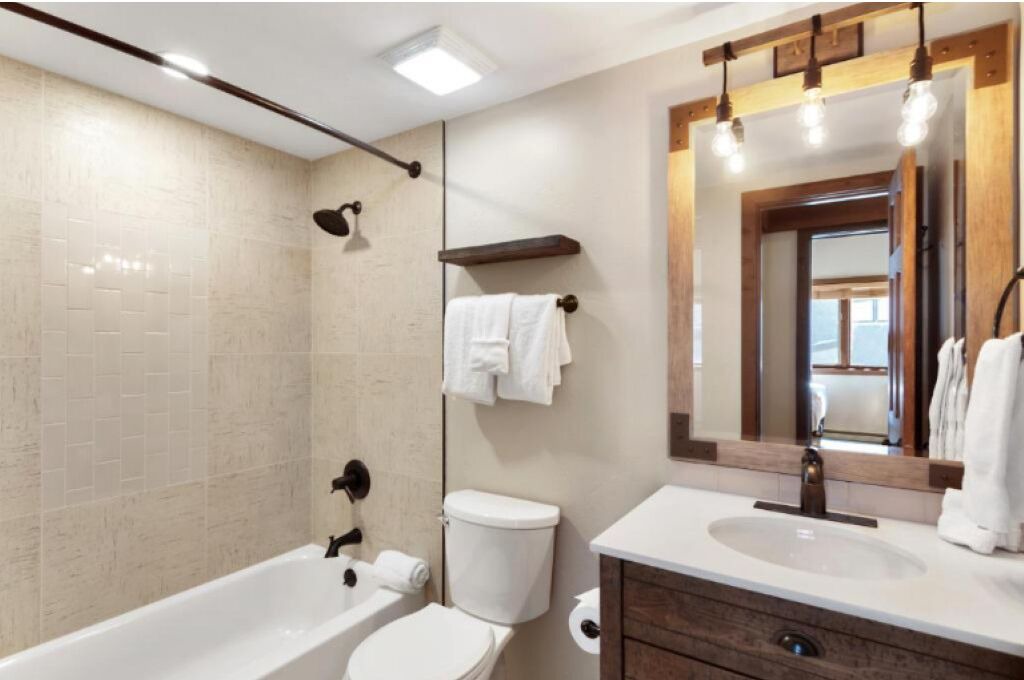 Photo of Bathroom in Baldy Mountain