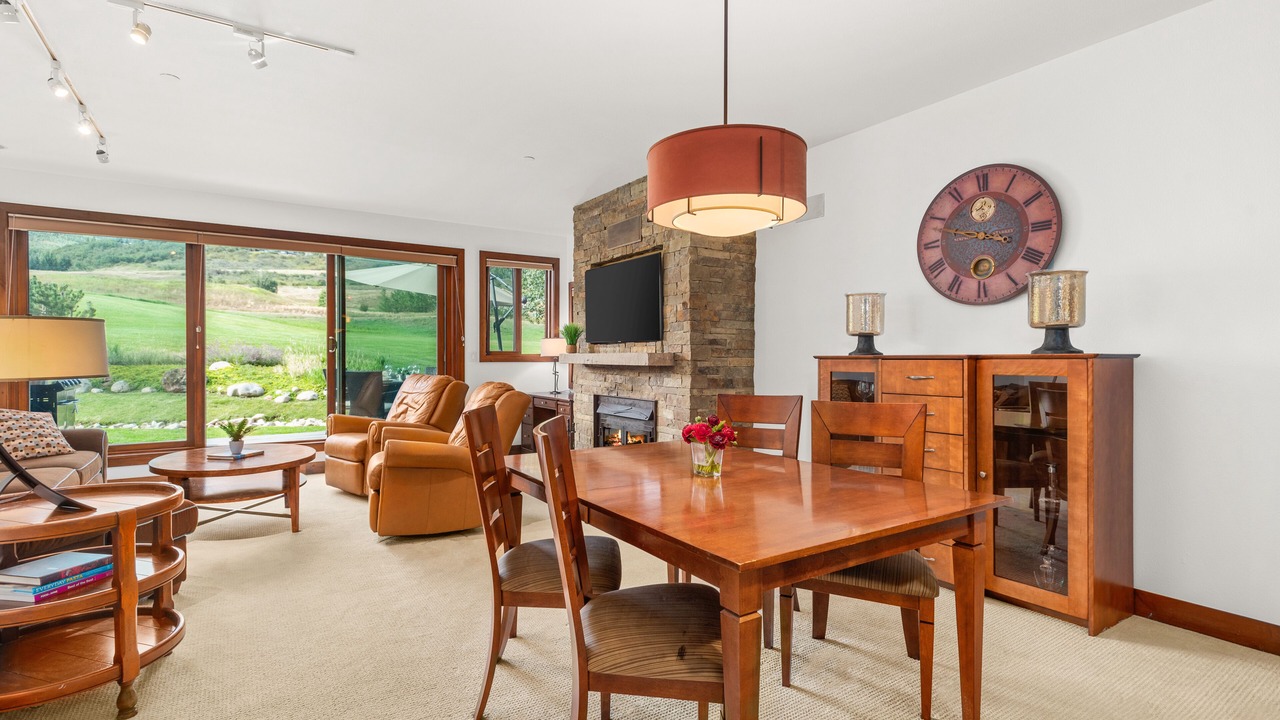 Photo of Livingroom in Snowmass Village