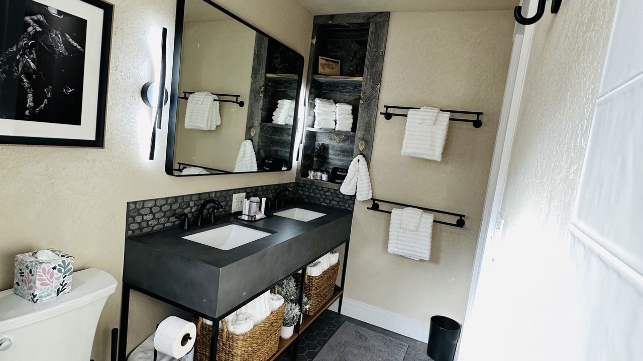 Photo of Bathroom in Dillon