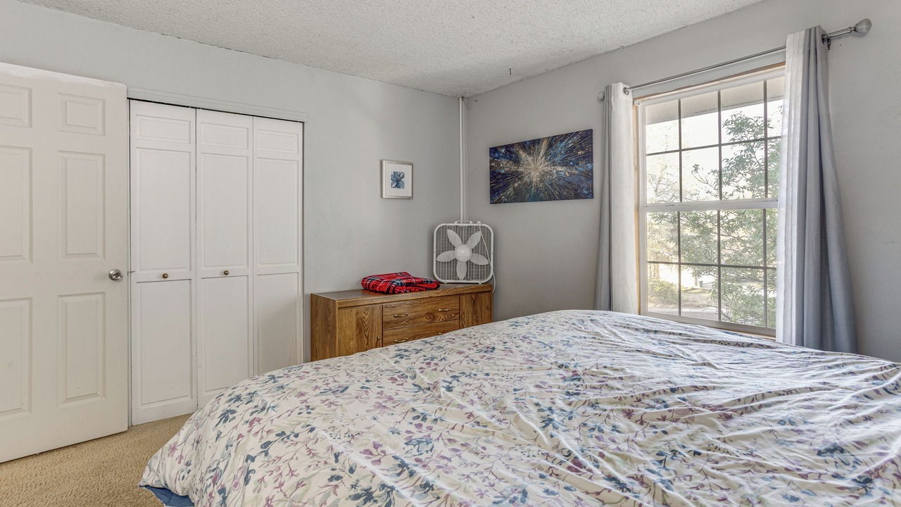 Photo of Bedroom in Aurora
