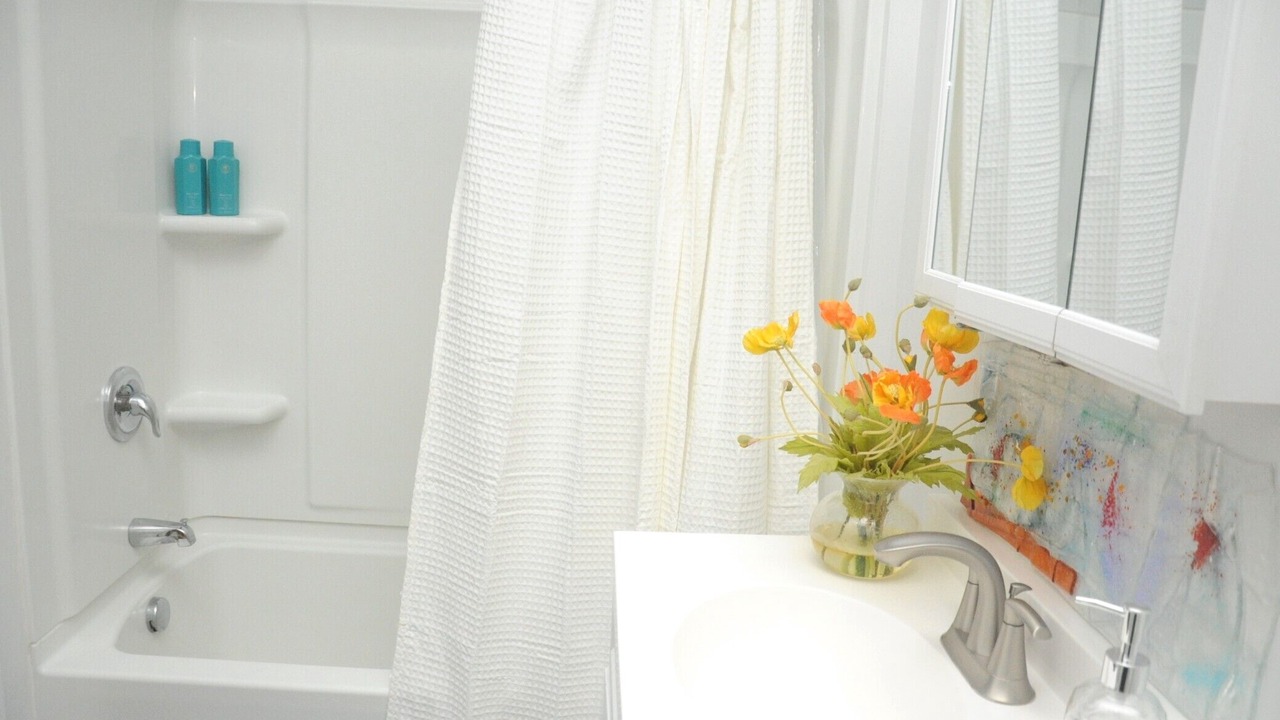 Photo of Bathroom in Pueblo