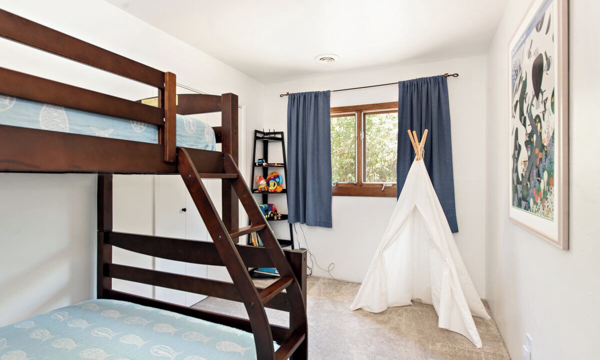 Photo of Bedroom in Glenwood Springs
