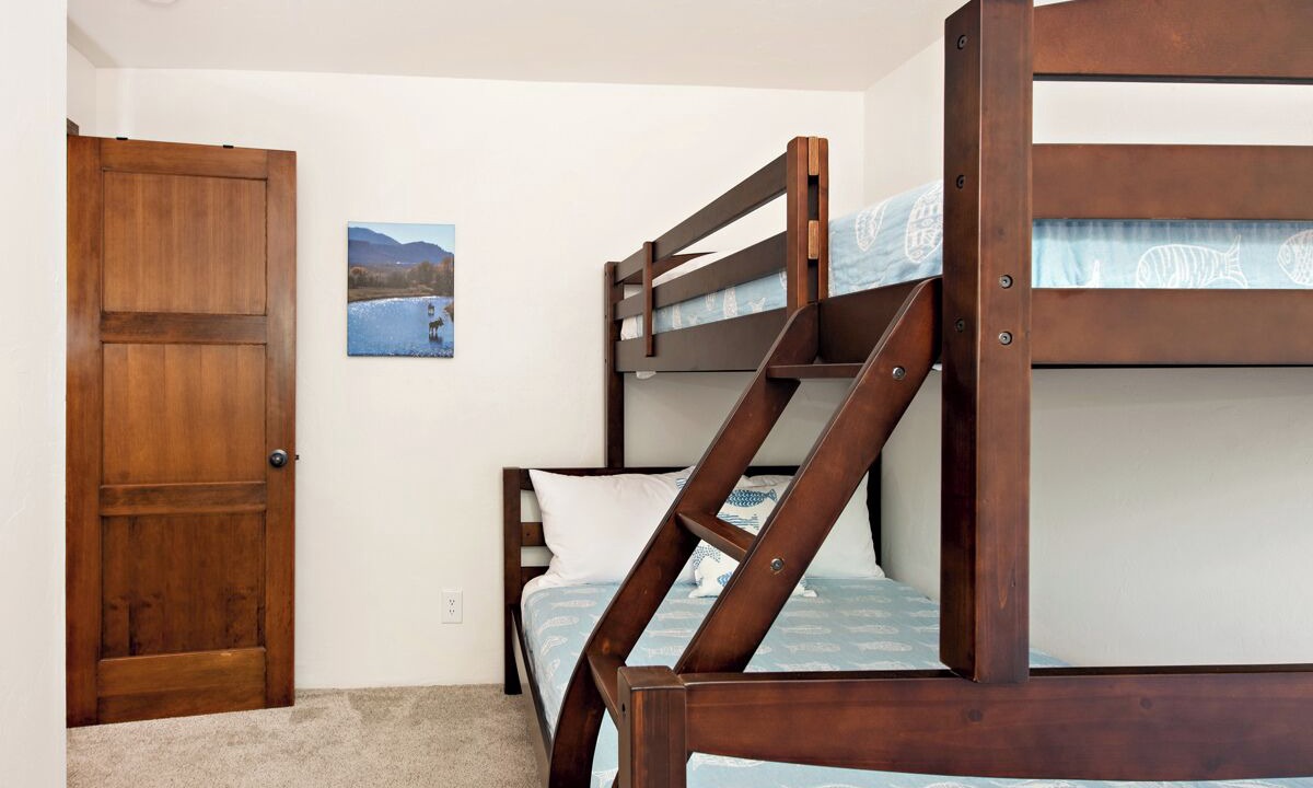 Photo of Bedroom in Glenwood Springs