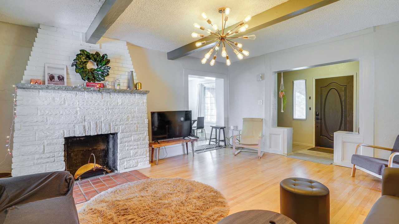 Photo of Livingroom in Pueblo