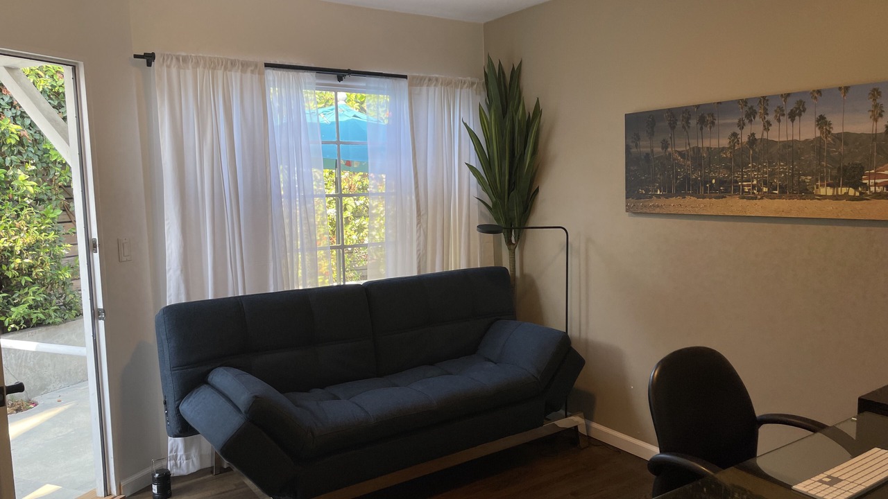 Photo of Livingroom in East Beach