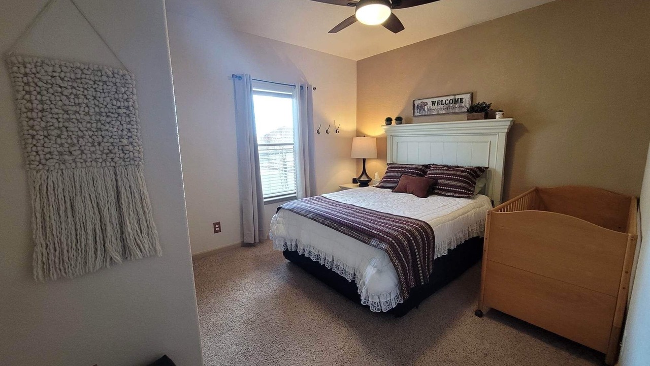 Photo of Bedroom in Lake Hatcher Park