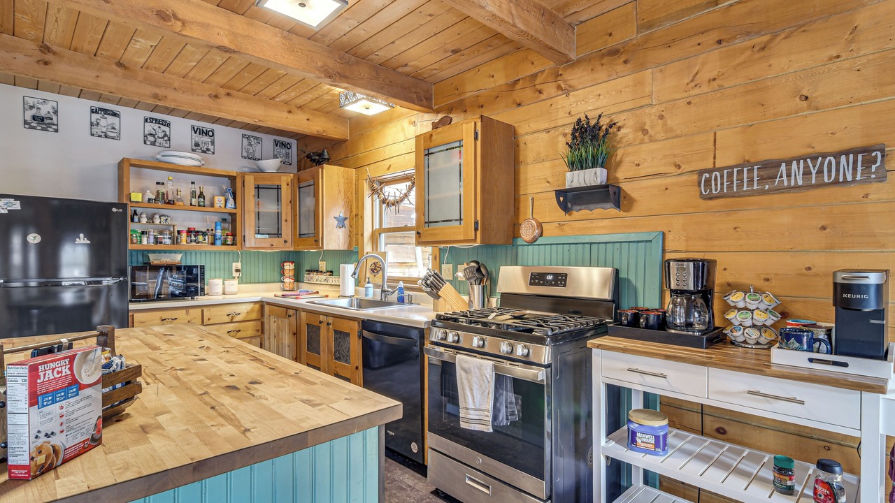 Photo of Kitchen in Black Hawk