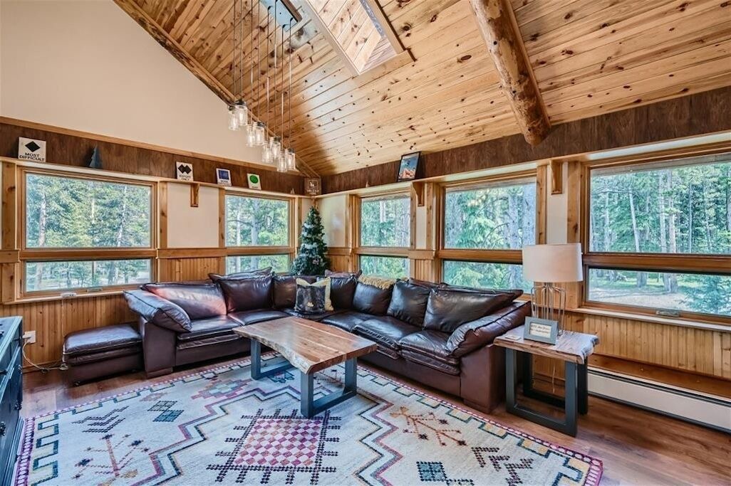 Photo of Bedroom in Sunny Slope