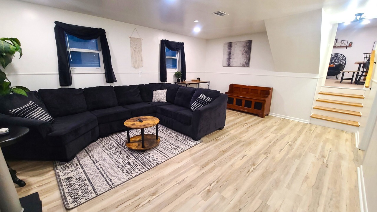 Photo of Livingroom in Oberlin