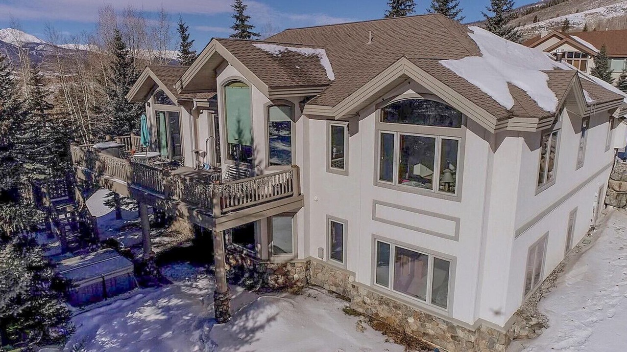 Photo of Outdoor in Corinthian Hills