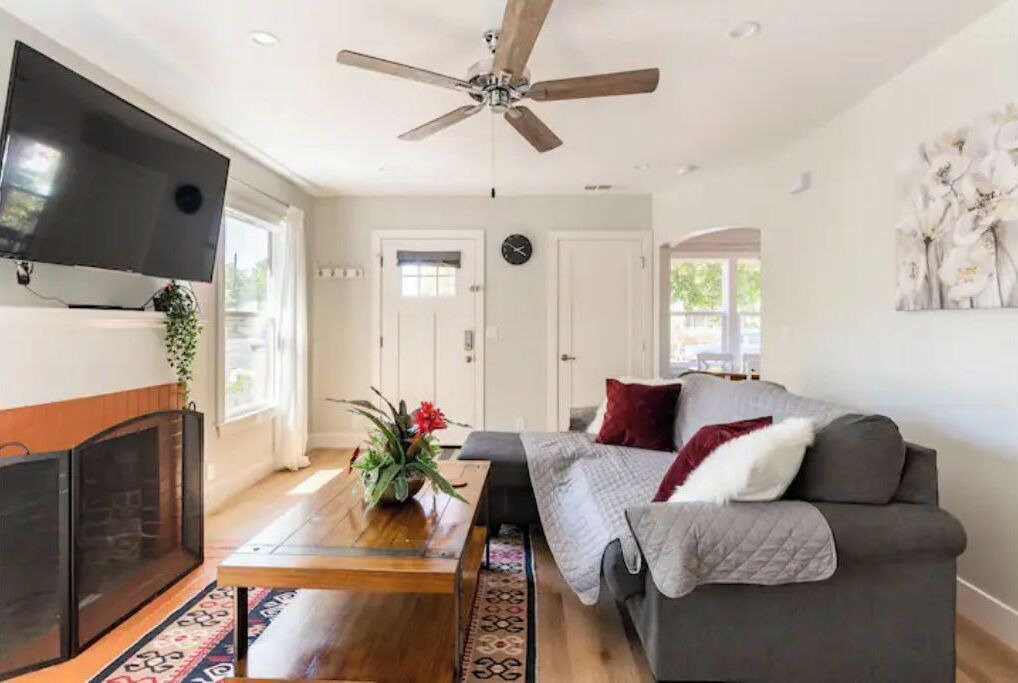 Photo of Livingroom in Centennial
