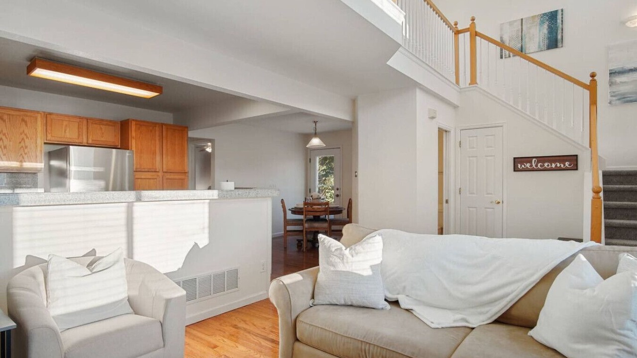 Photo of Livingroom in Golden