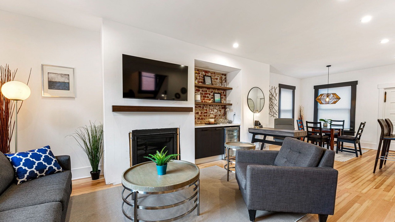 Photo of Livingroom in Alamo Placita