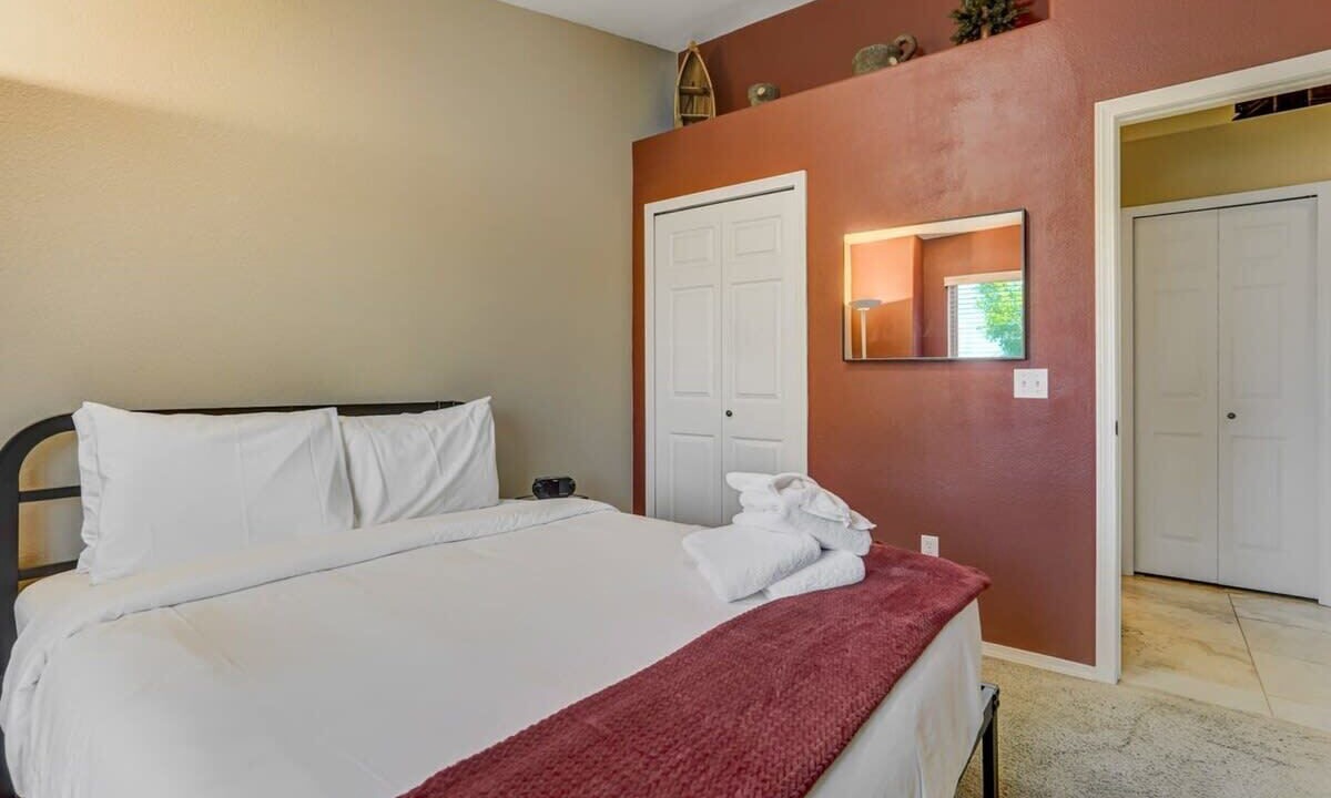 Photo of Bedroom in Cheyenne Meadows