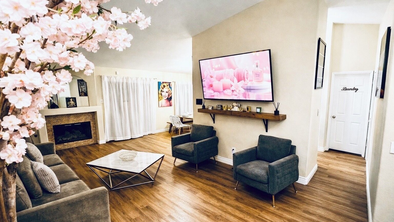 Photo of Livingroom in North Las Vegas