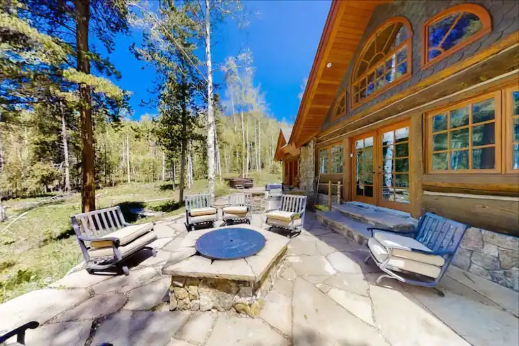 Photo of Patio Balcony in Granby