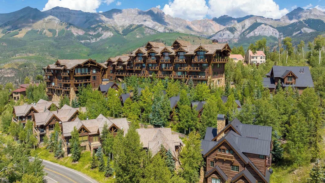Photo of Outdoor in Mountain Village