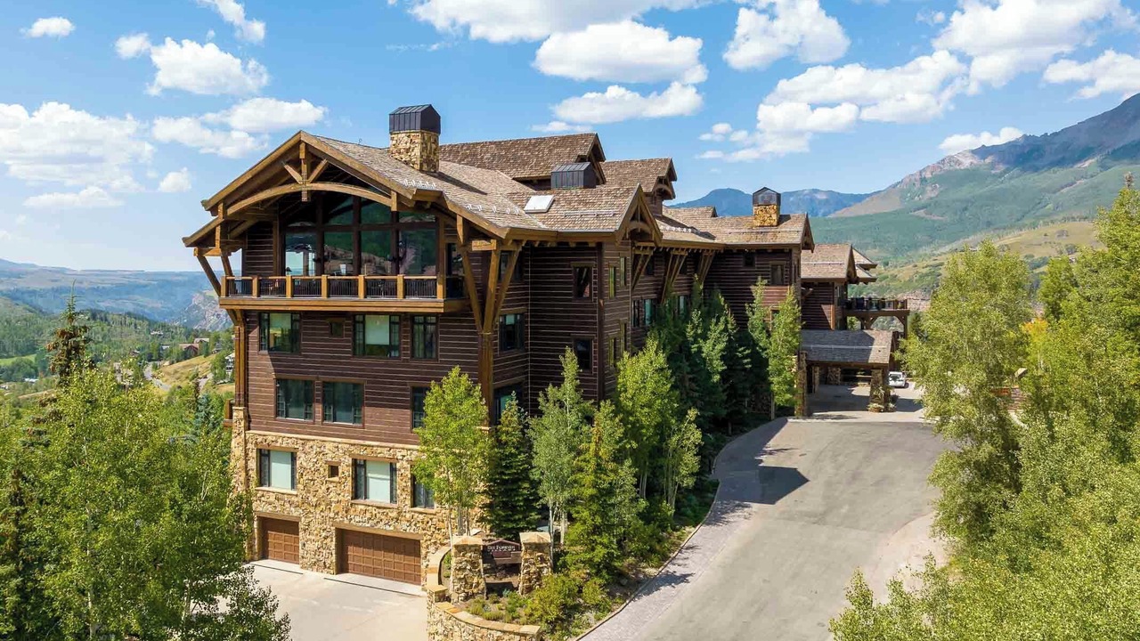Photo of Outdoor in Mountain Village