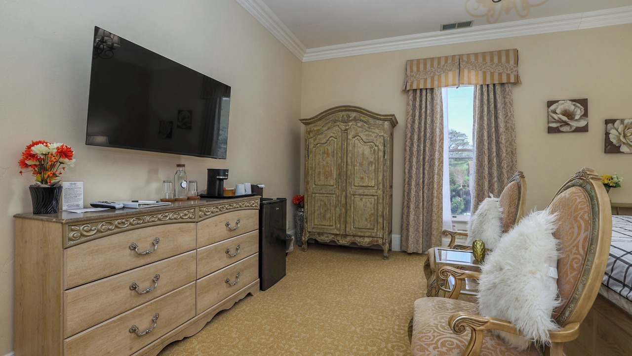 Photo of Bedroom in Salinas