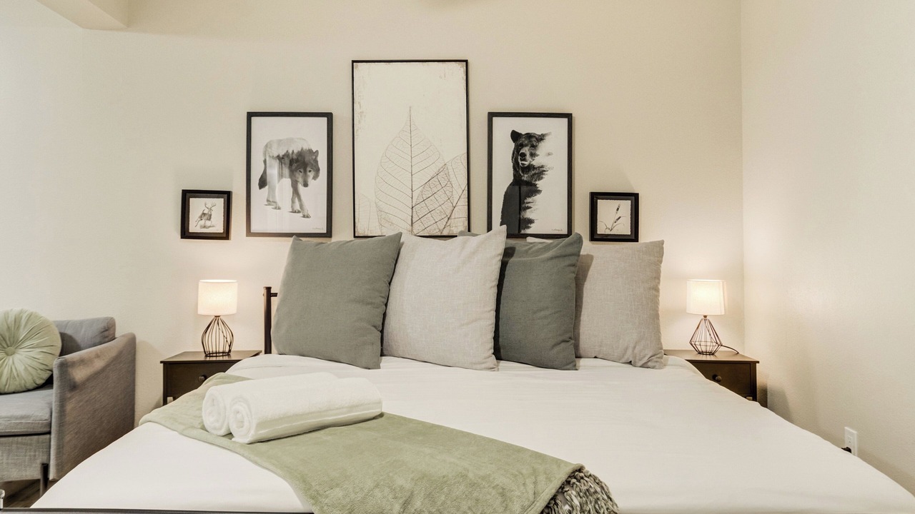 Photo of Bedroom in Cascade