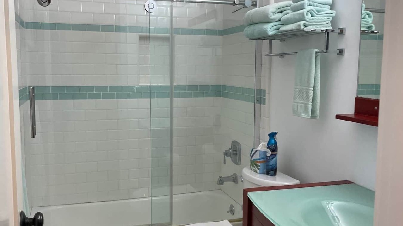 Photo of Bathroom in Carpinteria